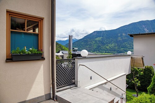 Ferienwohnung "Mosers am Sonnenhang" mit Bergblick, privater Terrasse und WLAN