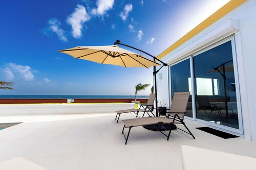 4-bed Villa, Pool, Parking