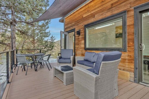 Lake Simtustus Resort Juniper Hill Tiny Home #10 - Hot Tub