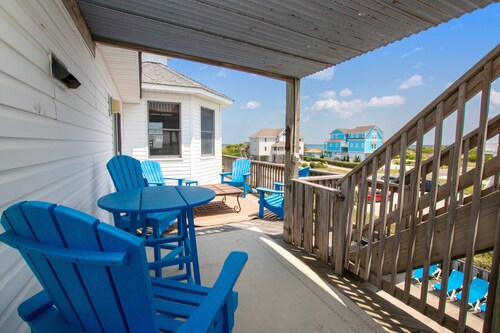 Semi-Oceanfront, Private Pool, Ocean Views, Close to beach! WL808, Beach Dreams