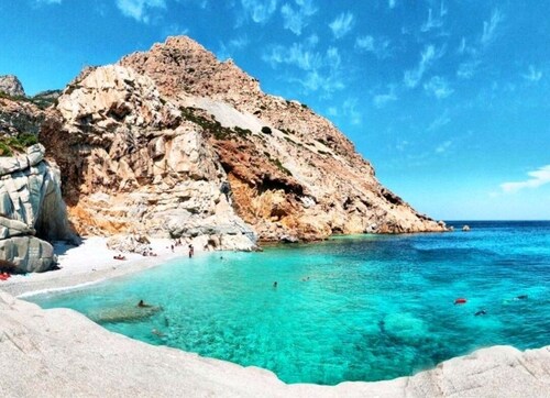 Icarus Blue Cottage Escape.
The Greek island of Ikaria is a Blue Zone Island