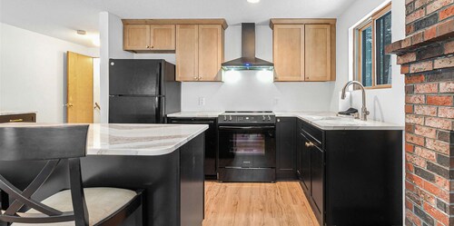 South Ridge G-01 | 3 Bed, 2 Bath