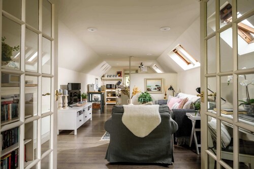 The Barn | Romantic Cotswolds Stay for Two