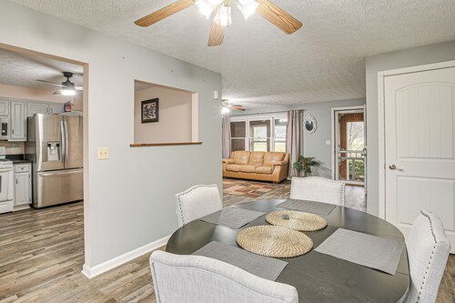 Spacious Delaware Home w/ Game Room!
