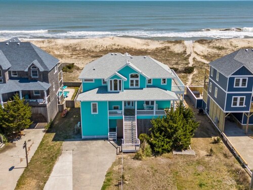 The Blue Moon - Ocean Front - Pool - Hot Tub - Theater - Elevator- Dog Friendly!