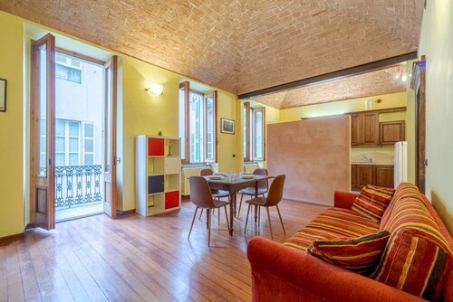 Elegant apartment in Asti with balcony