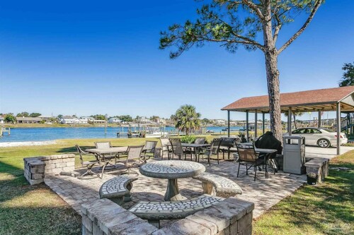 Sailmakers Place 302