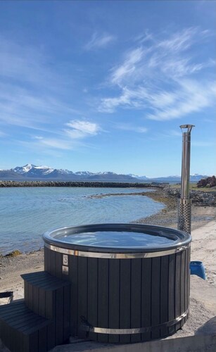 Arctic Ocean Lodge