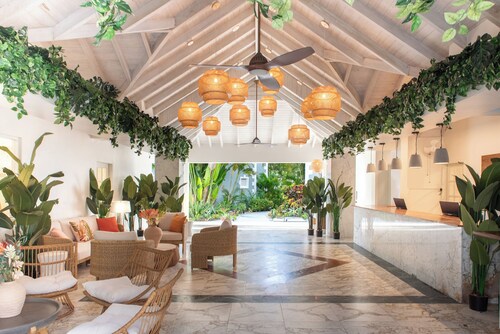South Point Hotel