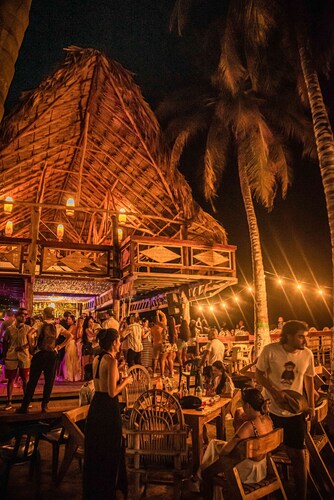 La Playita Hotel