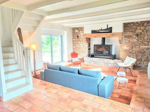 Charming house 100 mt from the famous "La Torche" beach