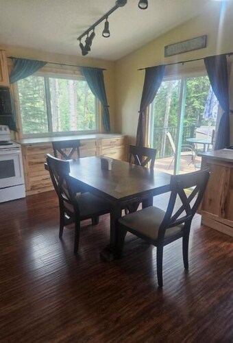 Relax with the whole family at this peaceful place to stay.