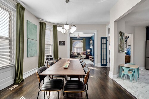 The Chase off Grand: Unwind in a Vibrant St. Louis Neighborhood
