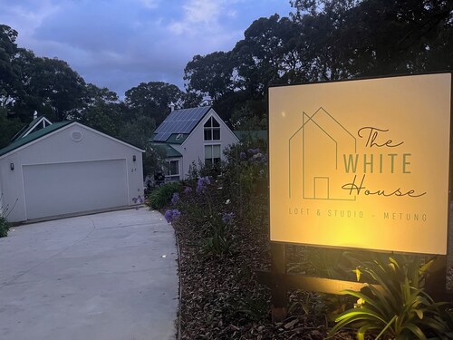 The White House- Loft