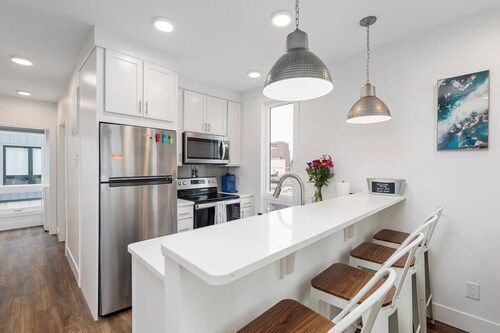 Downtown TC Condo with Private Rooftop and Views