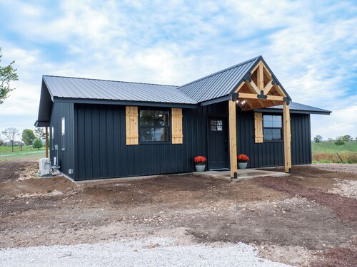 Secluded cabin close to Stockton Lake
