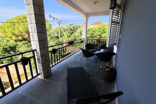 Apartment Marjana PriĆŸba