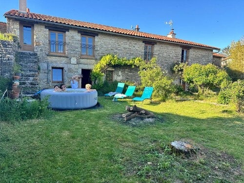Maison de Charme au Calme de la Campagne Avec spa