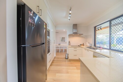 4BR Sweet Home Spingfield