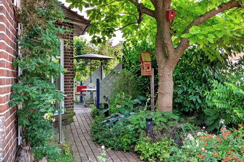 Apartment 'Inge Huus' with Private Terrace, Private Garden and Wi-Fi