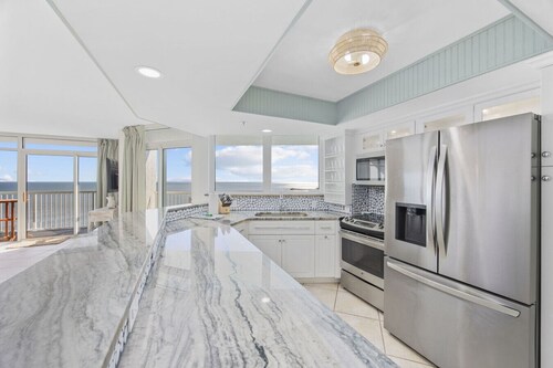 Penthouse SeaWatch Ocean Front