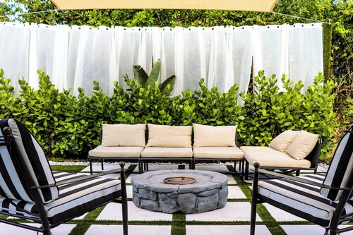 RH Style Beach House, 3Bedrooms, 6 guests, 8min to Ocean