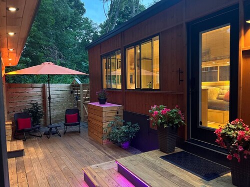 Sugar Shack - 300 square feet of pure sweetness.