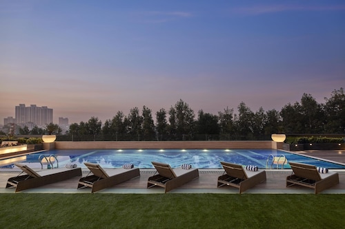 Hilton Gurugram Baani City Centre