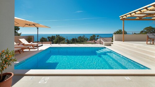 Dazzling Hvar Villa | Villa Licita | 4 Bedrooms | Spacious Sunterrace fitted.