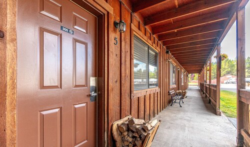 Willamette Pass Inn Chalets
