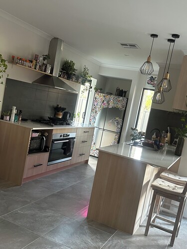 Cosy Luxe bedroom in Beechboro - 12km from Perth Airport