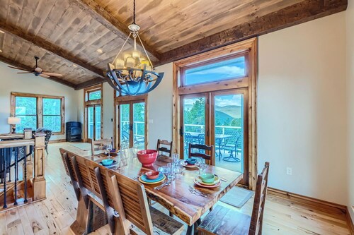 Rocky Mountain Retreat in Rollinsville!