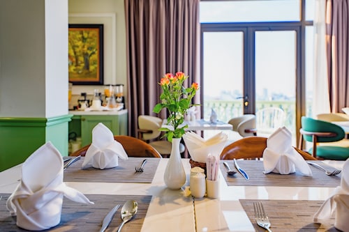 Lestar Hotel Hanoi