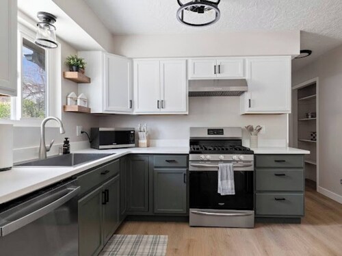 5 BR Charming Home Near Temple/SUU with Game Room