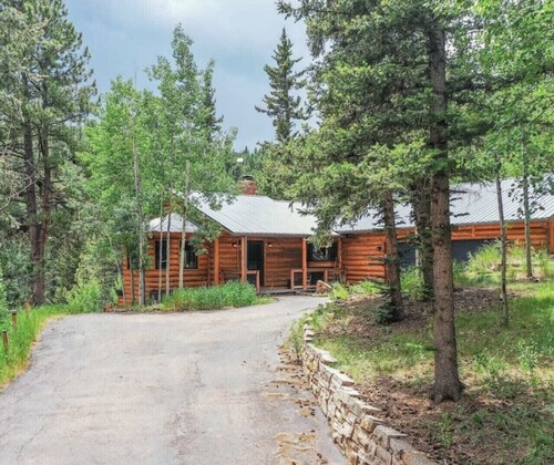 Family Friendly, Pond, Views