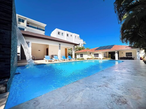 Villa Selena - 5br Villa In Sosua Center!