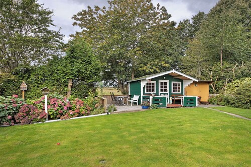 Ferienwohnung 'Haus Stoldt, Wohnung 2' mit gemeinsamer Terrasse, gemeinsamem Garten und Wi-Fi