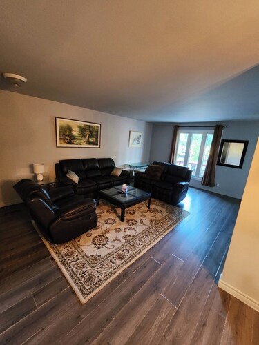 3 Bedroom House in Elliot Lake