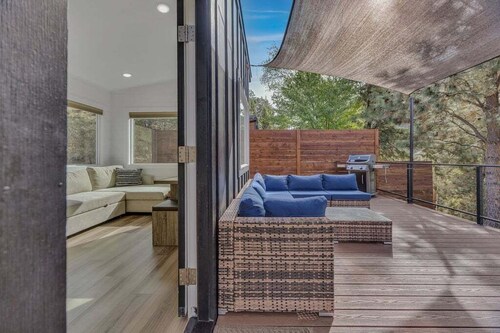NEW! Eagles Landing B04 Tiny Home - Hot Tub
