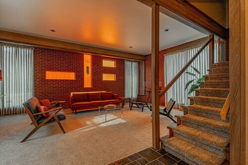 Pristine Mid-Century Modern Home