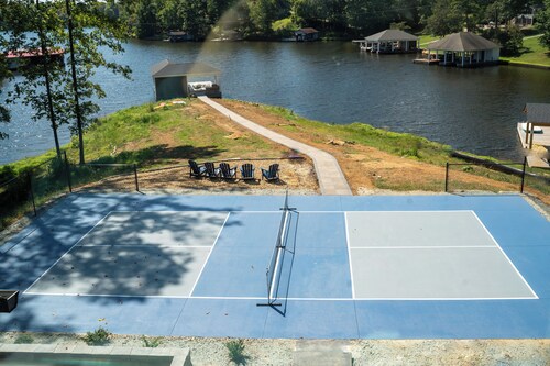 Pickle & Paddle at Hyco Lake. Lakefront 4 bed 3 bath w/ private pickleball court