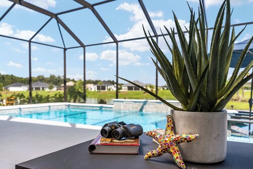 3/2 Premier POOL Home w/ GOLF CART in The Village of Lake Denham