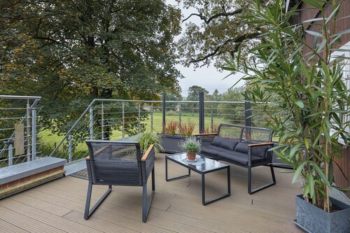 Ferienwohnung Varga Schafstedt" mit privater Terrasse, Gemeinschaftsgarten und Wi-Fi