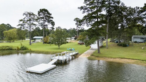 Serenity on the Lake