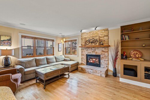 Close to Ski Base Quite Complex WIFI