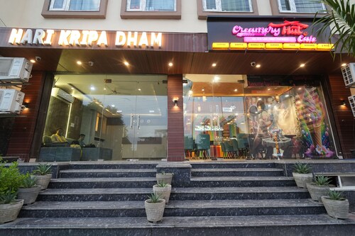 Hotel Hari Kripa Dham Near Prem Mandir By HRG