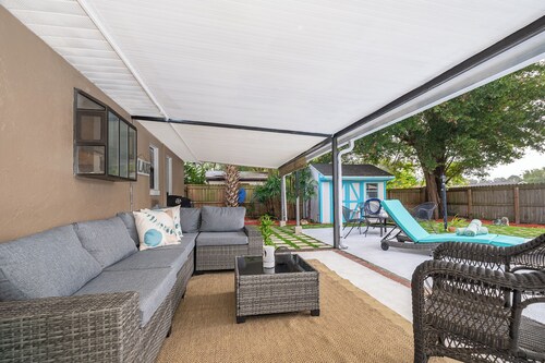Villa Turquesa Charming 3-bedroom house in pleasant Ocala with AC, WiFi