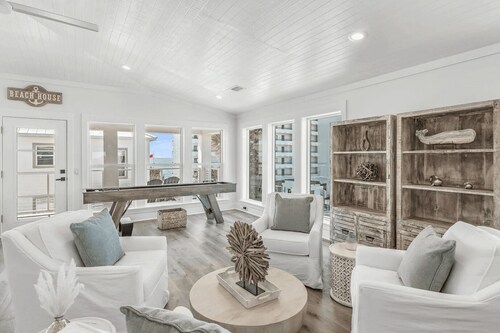 30A Beach Music by Avantstay Pool w/ Gulf Views Golf Cart