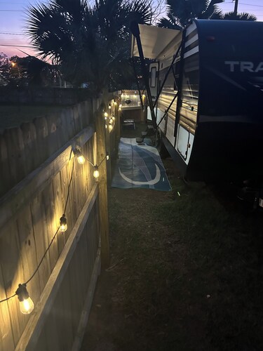 Cozy RV in Beach Art District in Melbourne with AC, WiFi, & Pet-Friendly!