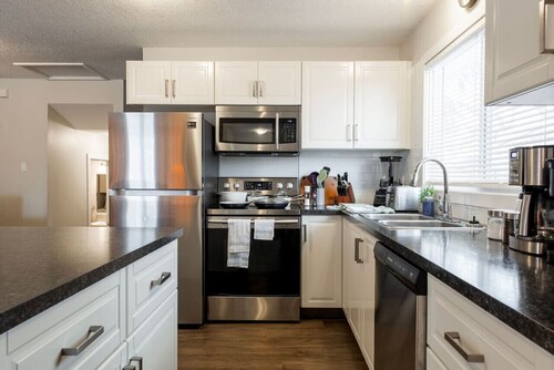 The Spruce Willis Suite